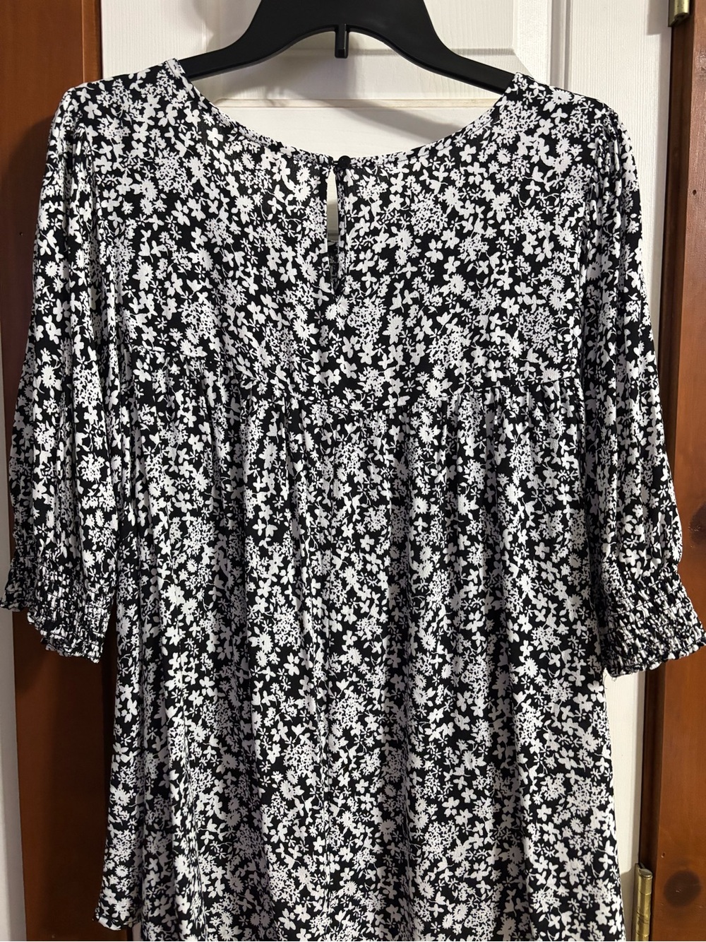 Terra & Sky Black and White Smocked Floral Blouse - Picture 2 of 3